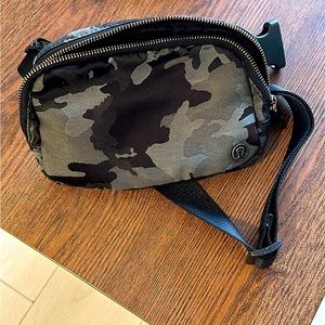 Lululemon camo belt bag